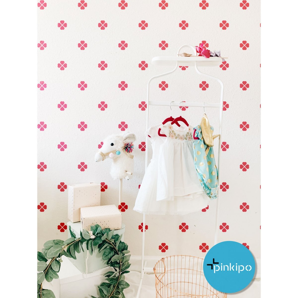 FOUR LEAF CLOVER / Reusable Allover Large Wall Stencils for Painting